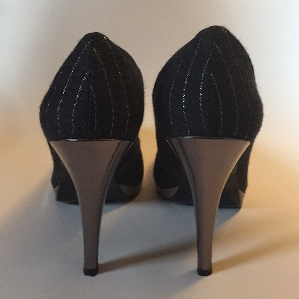 AE Cardigan Sml & Nine West Heels 9 Gray & Silver - Picture 6 of 8